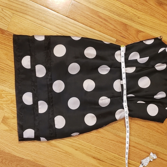 Pretty In Polka Dots - Picture 6 of 8